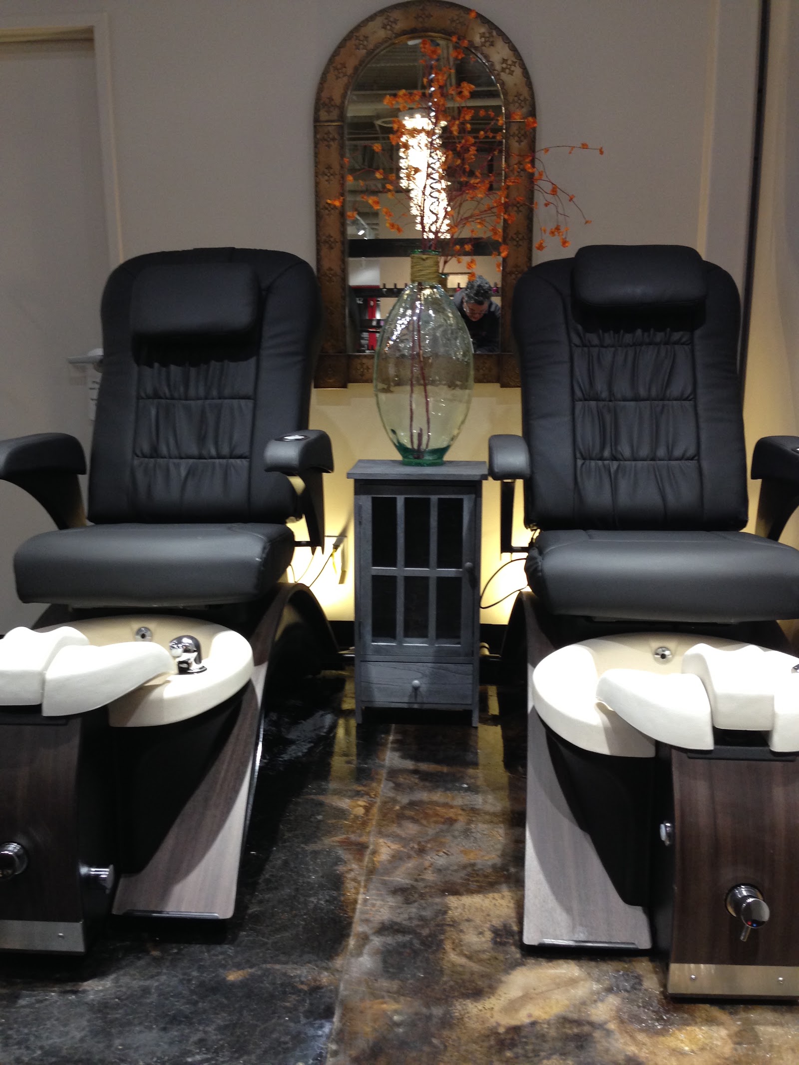 Trios Aveda Salon nail photo 3